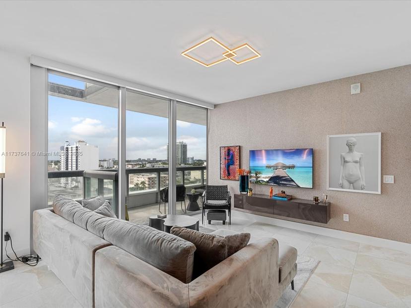 Picture of 6899 Collins Ave # 1010, Miami Beach FL 33141