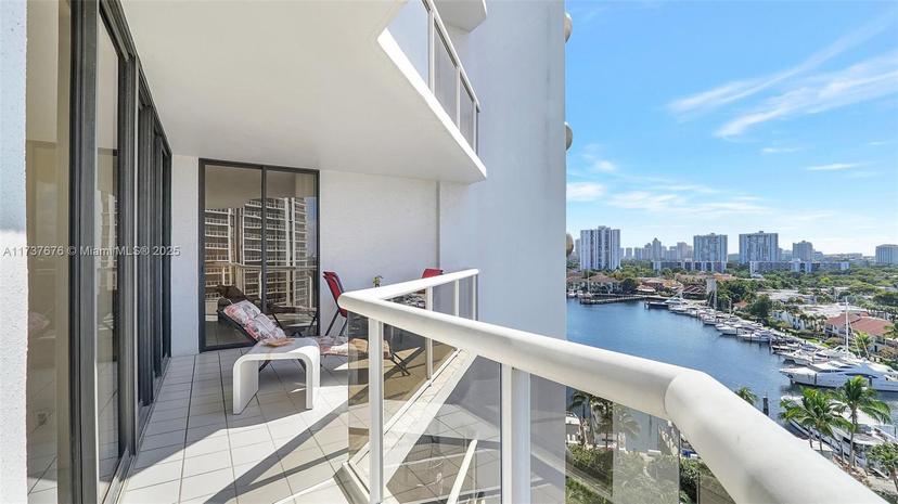 Picture of 3610 Yacht Club Dr # 1112, Aventura FL 33180