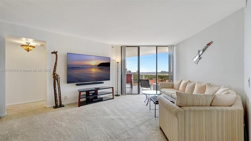 Picture of 3610 Yacht Club Dr # 1112, Aventura FL 33180