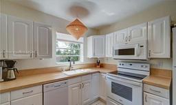 Picture of 1180 SW 4Th Ter, Pompano Beach, FL 33060