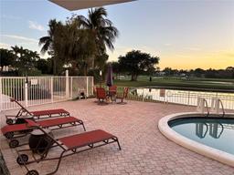 Picture of 2500 NE 48Th Ln # 708, Fort Lauderdale, FL 33308