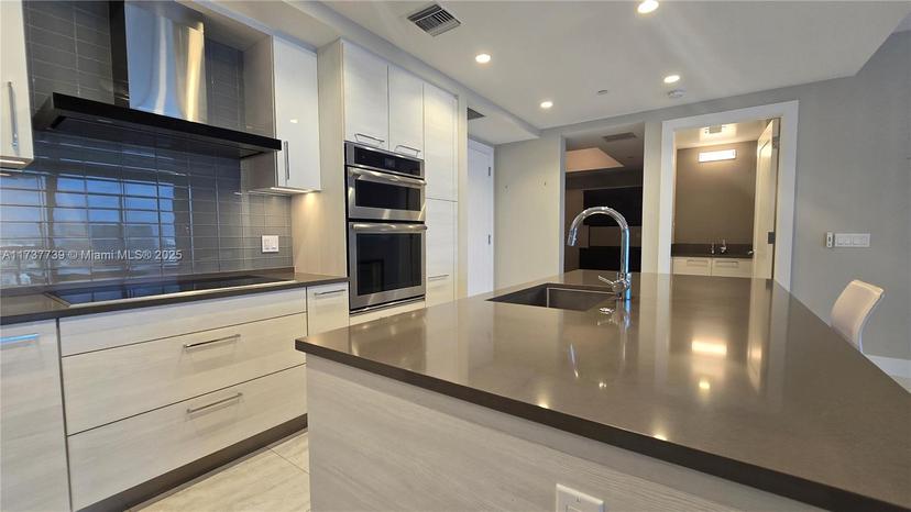 Picture of 100 E Las Olas Blvd # 2202, Fort Lauderdale FL 33301