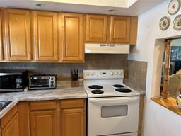 Picture of 2741 N Pine Island Rd # 108, Sunrise, FL 33322