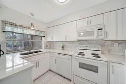 Picture of 5350 NE 6Th Ave # D11, Oakland Park, FL 33334