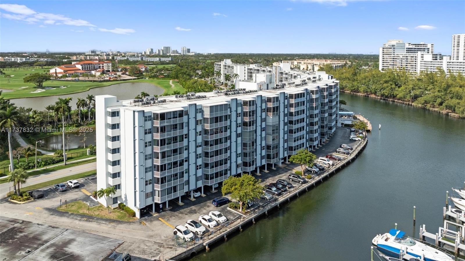 Picture of 200 Diplomat Pkwy # 825, Hallandale Beach, FL 33009