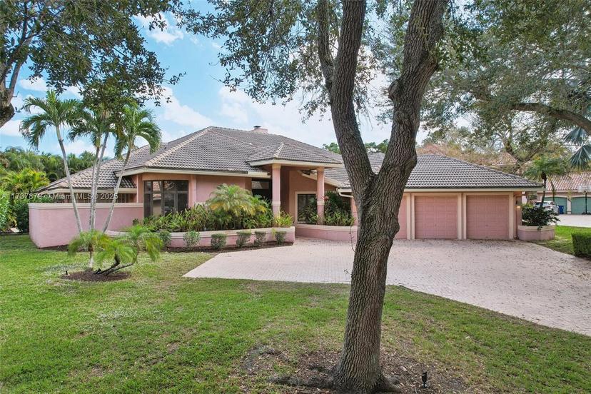 Picture of 1755 Eagle Trace Blvd, Coral Springs FL 33071