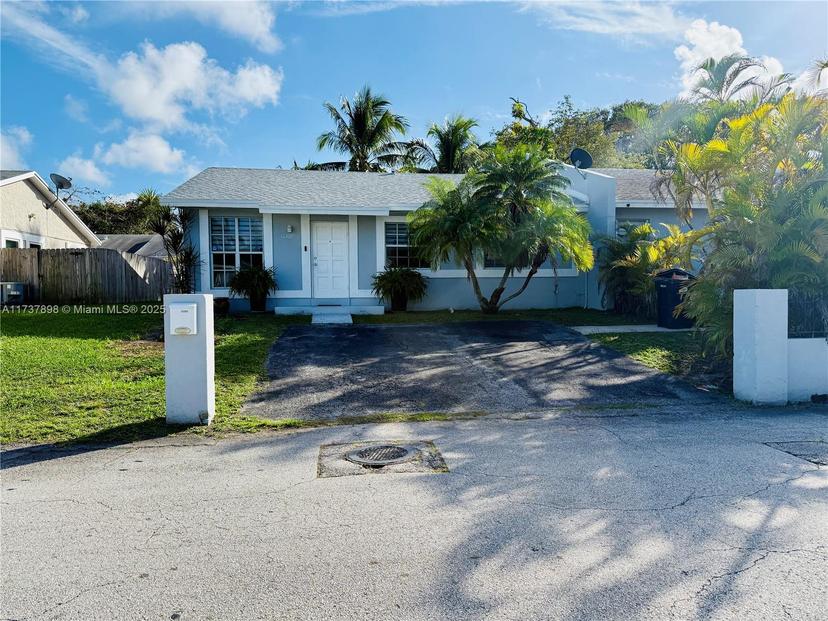 Picture of 10366 SW 205Th Ter, Cutler Bay FL 33189