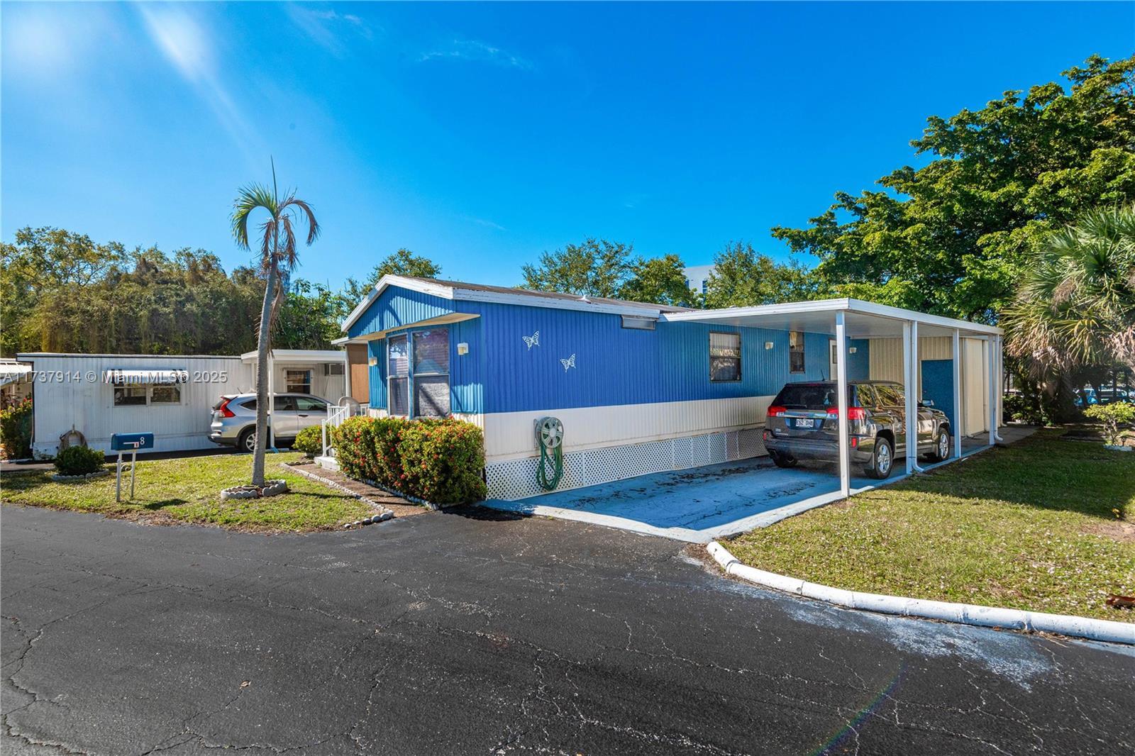 Picture of 8 Highborne Ln, Dania Beach, FL 33004
