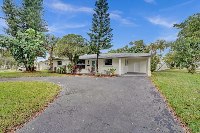 Picture of 101 SW 53Rd Ave, Plantation FL 33317