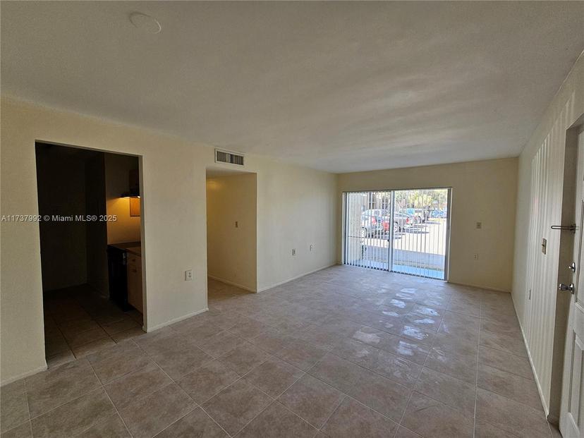 Picture of 1153 Lake Victoria Dr # D, West Palm Beach FL 33411