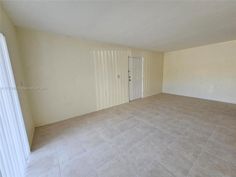 Picture of 1153 Lake Victoria Dr # D, West Palm Beach FL 33411