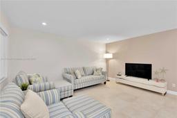 Picture of 2340 NE 9Th St # 209, Fort Lauderdale, FL 33304