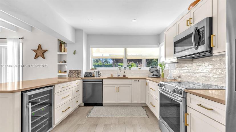 Picture of 6720 SW 48Th St, Miami FL 33155