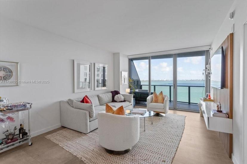 Picture of 460 NE 28Th St # 706, Miami FL 33137
