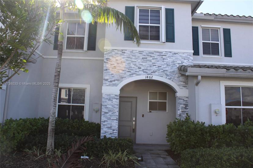 Picture of 1462 SE 26Th Ter # 0, Homestead FL 33035