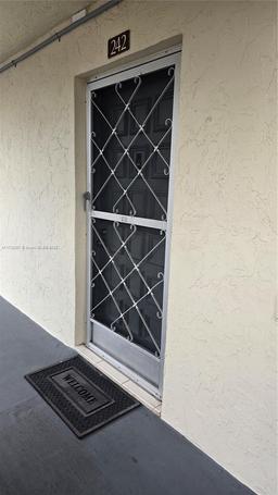 Picture of 3001 NW 48Th Ave # 242, Lauderdale Lakes, FL 33313
