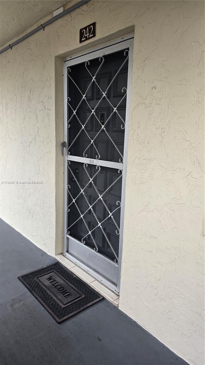 Picture of 3001 NW 48Th Ave # 242, Lauderdale Lakes FL 33313