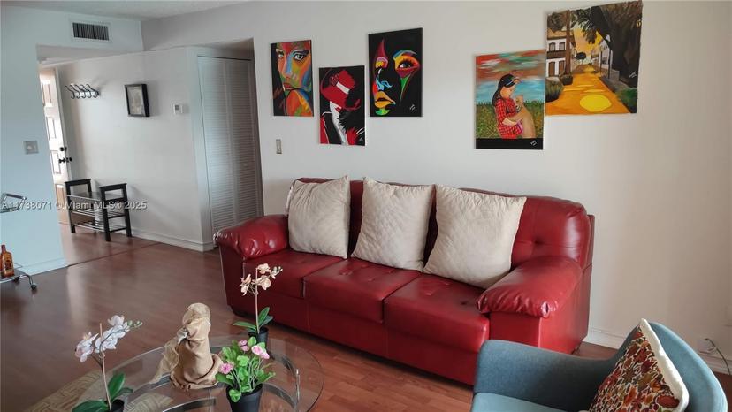 Picture of 17000 NW 67Th Ave # 314, Hialeah FL 33015