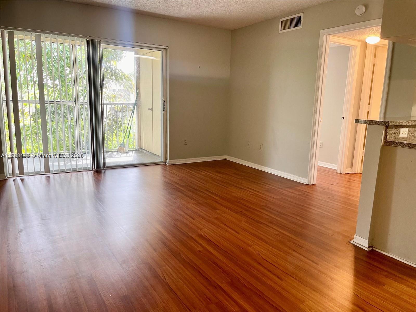 Picture of 410 S Park Rd # 308, Hollywood, FL 33021