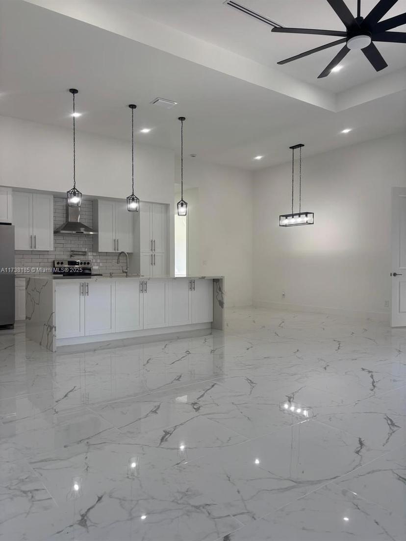 Picture of 2717 NW 42Nd Ave, Cape Coral FL 33993