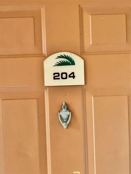 Picture of 400 W Palm Cir W # 204, Pembroke Pines, FL 33025