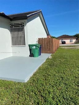 Picture of 4903 SW 144Th Ct, Miami, FL 33175