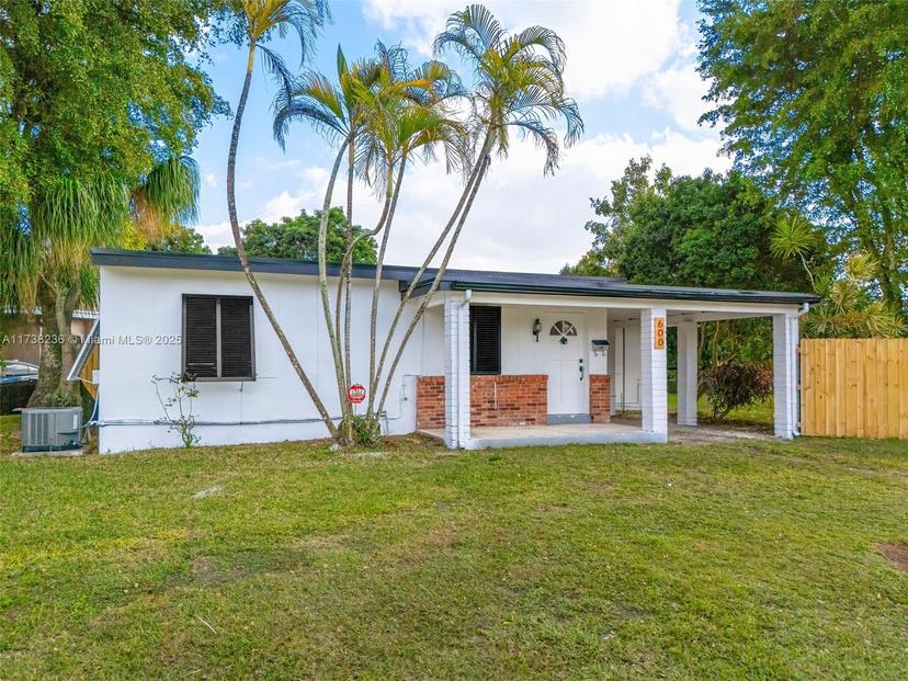 Picture of 600 NE 13Th St, Homestead FL 33030