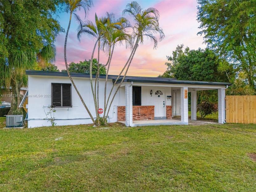 Picture of 600 NE 13Th St, Homestead FL 33030