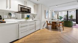 Picture of 2201 Collins Ave # 811, Miami Beach, FL 33139
