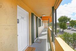 Picture of 315 NW 109Th Ave # 205, Miami, FL 33172