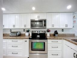 Picture of 9915 W Okeechobee Rd # 308, Hialeah Gardens, FL 33016