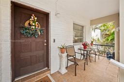 Picture of 270 Laurel Way, Miami Springs, FL 33166