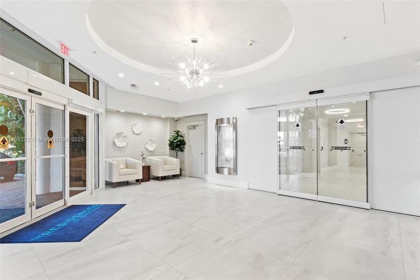 Picture of 3001 S Ocean Dr # 647, Hollywood FL 33019