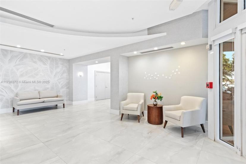 Picture of 3001 S Ocean Dr # 647, Hollywood FL 33019
