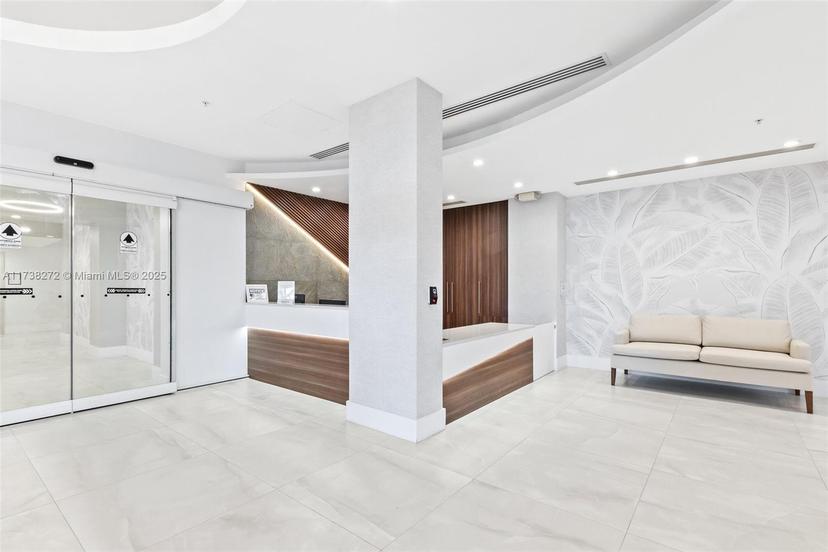 Picture of 3001 S Ocean Dr # 647, Hollywood FL 33019