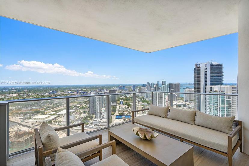 Picture of 851 NE 1St Ave # 4901, Miami FL 33132
