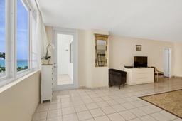 Picture of 5005 Collins Ave # 724, Miami Beach, FL 33140