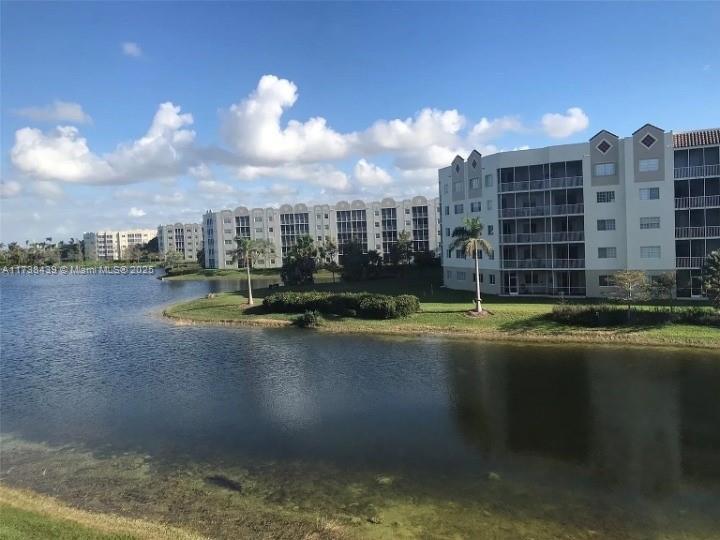 Picture of 10700 NW 66Th St # 312, Doral FL 33178