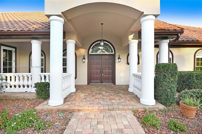 Picture of 2186 Rockledge Dr, Rockledge FL 32955