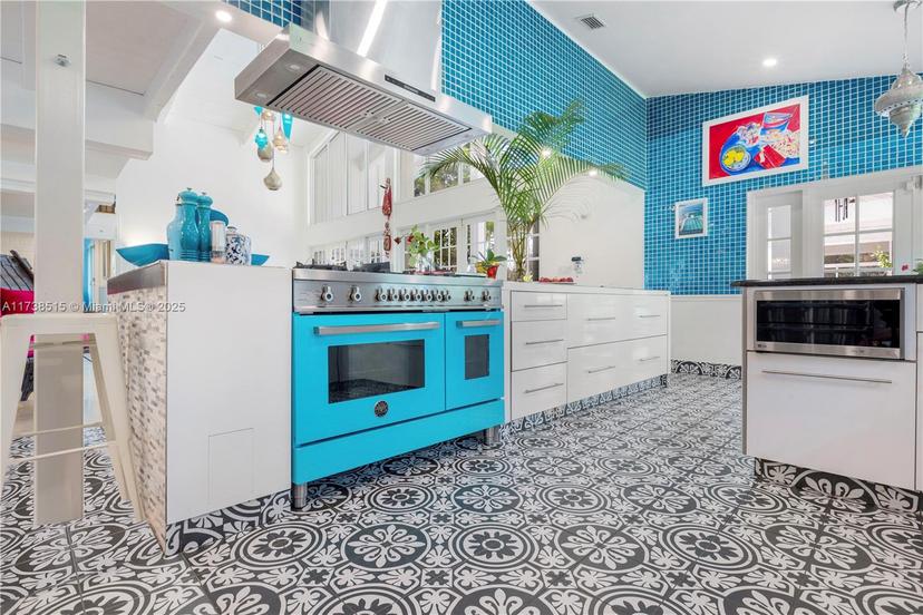 Picture of 783 W Coco Plum Circle, Plantation FL 33324