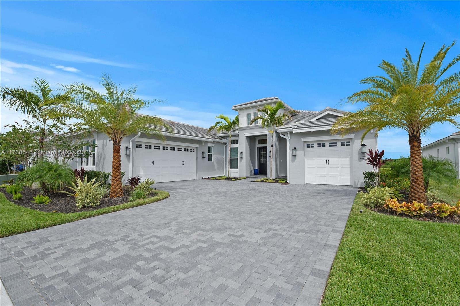Picture of 4722 Estates Cir, Westlake, FL 33470