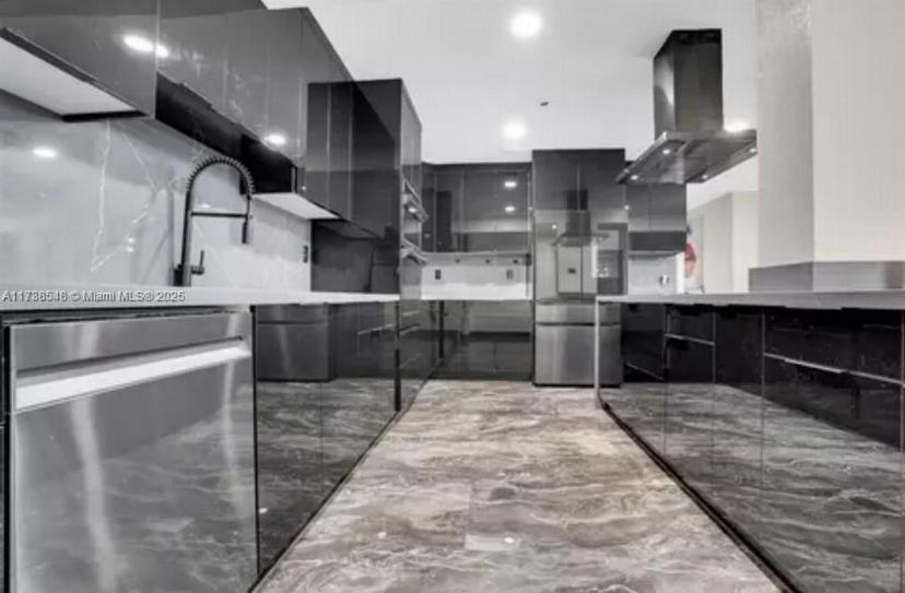 Picture of 1082 W 71St St, Hialeah FL 33014