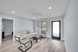 Picture of 210 NW 40Th St, Deerfield Beach, FL 33064