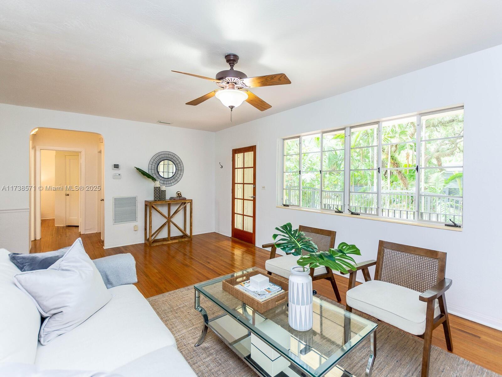 Picture of 3141 Jefferson St, Miami, FL 33133
