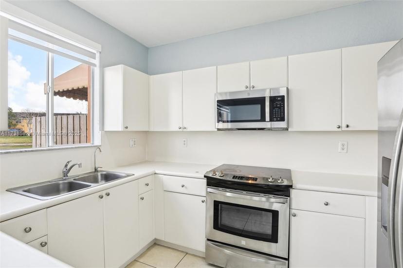 Picture of 2855 SE 15Th Rd # 76, Homestead FL 33035