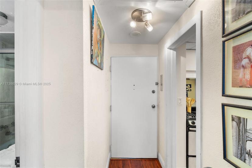 Picture of 700 Biltmore Way # 408, Coral Gables FL 33134