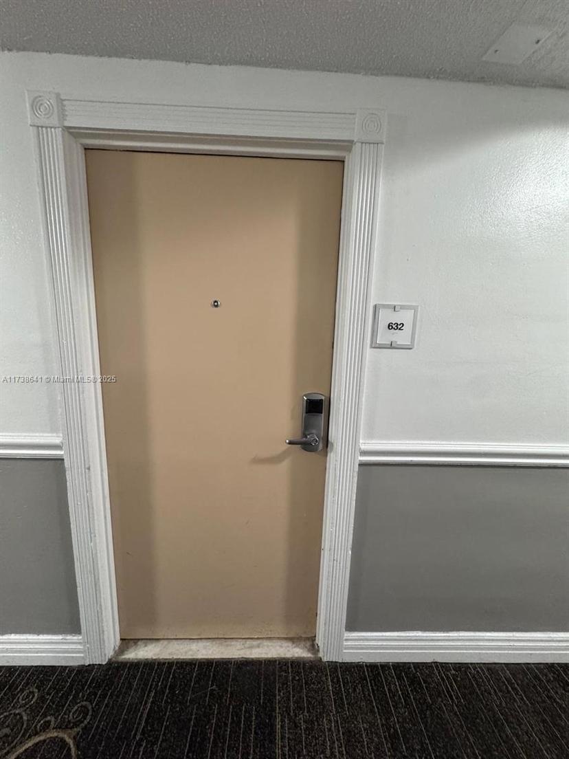 Picture of 19201 Collins Ave # 632, Sunny Isles Beach FL 33160