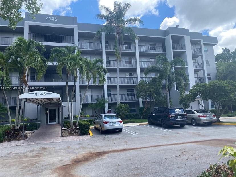 Picture of 4145 Cypress Reach Ct # 103, Pompano Beach FL 33069
