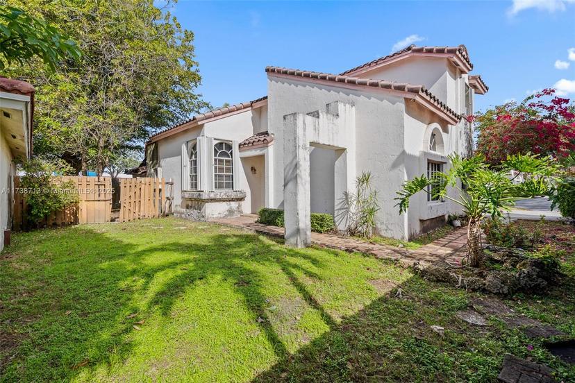 Picture of 11260 SW 157Th Ct, Miami FL 33196