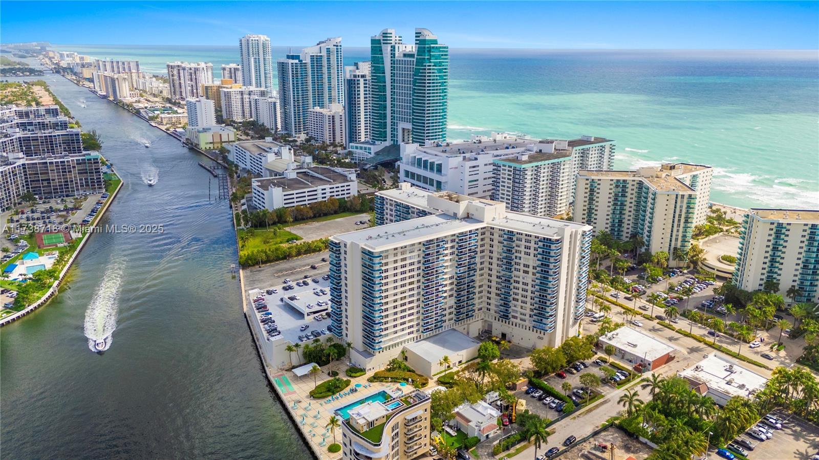 Picture of 3800 S Ocean Dr # 325, Hollywood, FL 33019